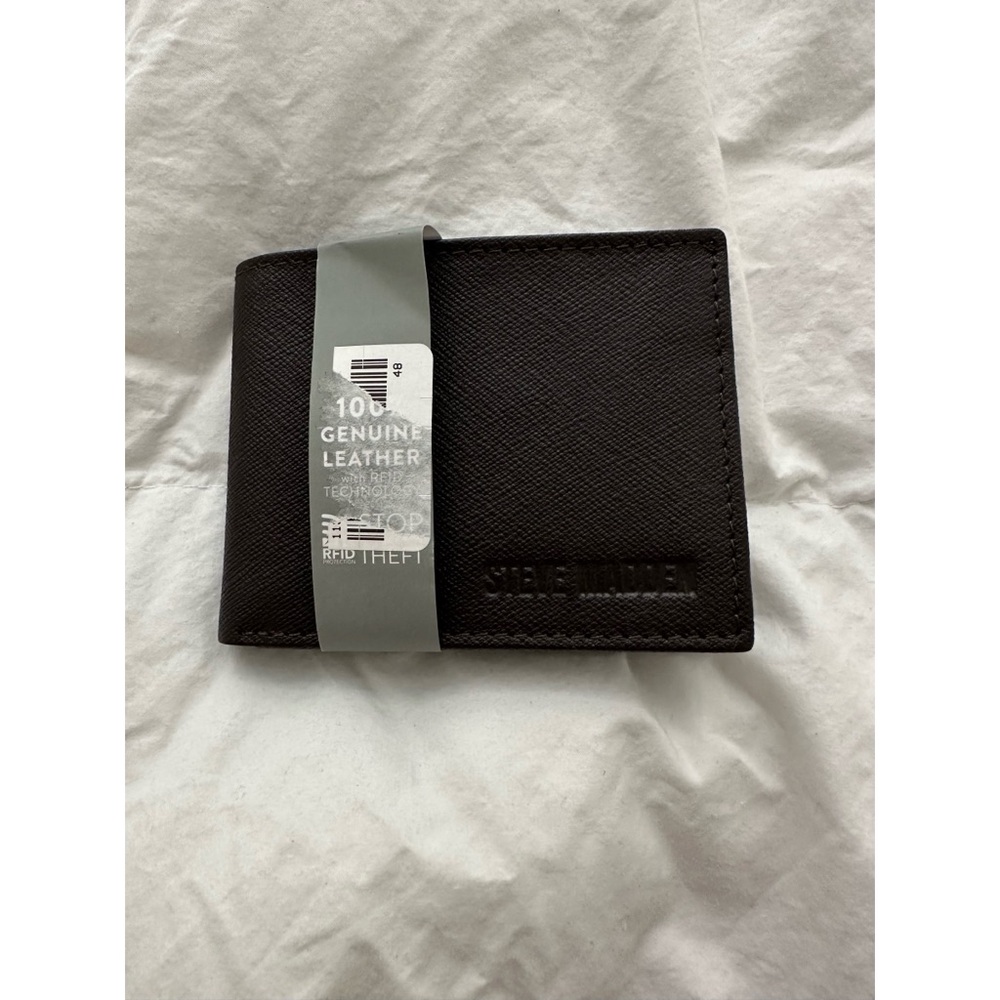 BRAND NEW Steve Madden Brown Leather Bifold Wallet
